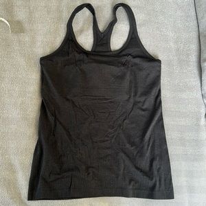 Lululemon ebb to street tank